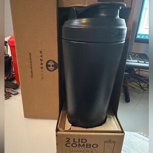 NEW - Hydrojug Black Stainless Steel Shkr